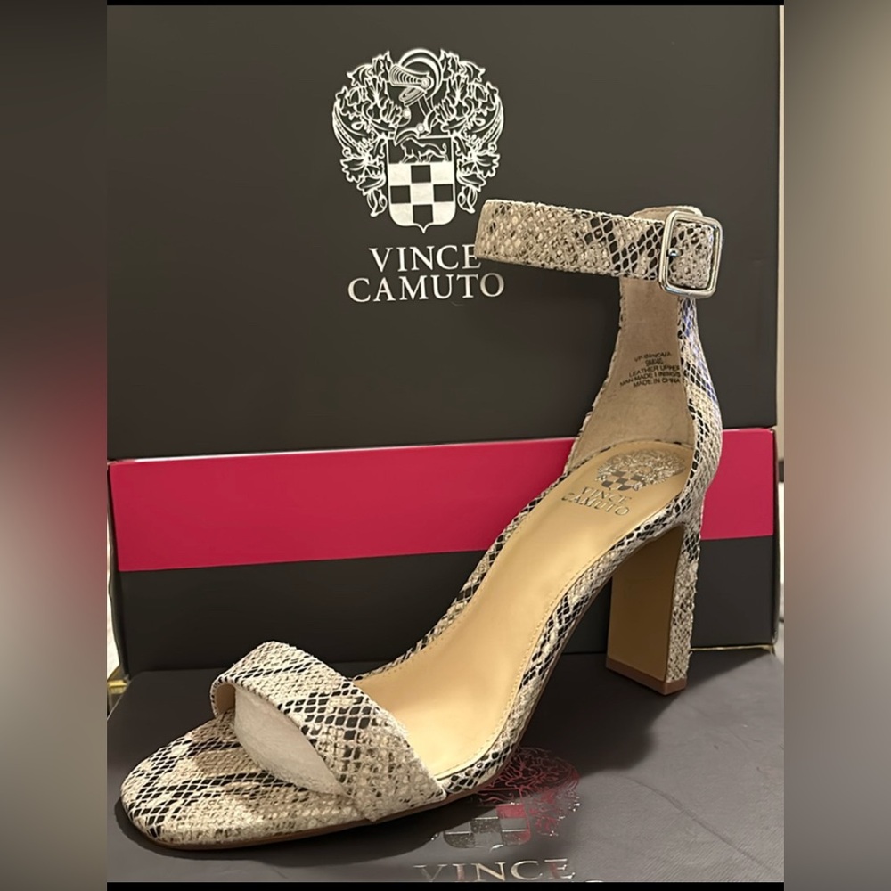 NEW Vince Camuto Women's Heeled Sandal sz 9 - Picture 1 of 6